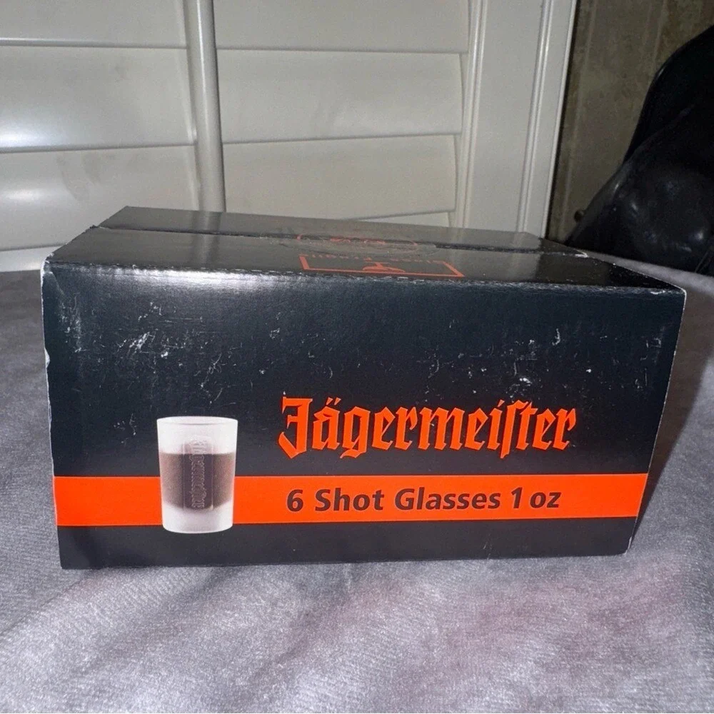 Jägermeister 6 Shot Glasses Set brand new sealed in the‎ box